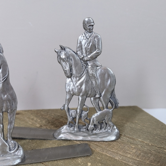 Seagull Pewter Equestrian Bookends — Horse & Rider Fox Hunt Scene, Canada Made - Picture 3 of 7
